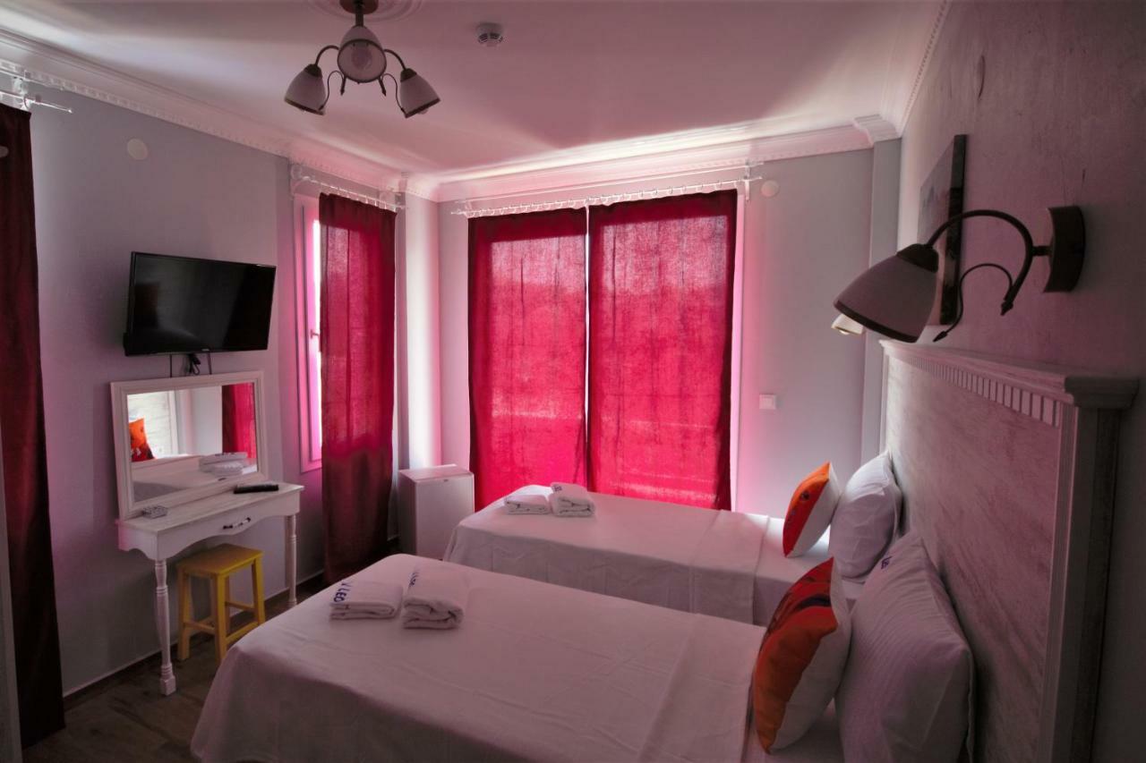 Cunda Leo Boutique Hotel & Pool Ayvalik Exterior photo